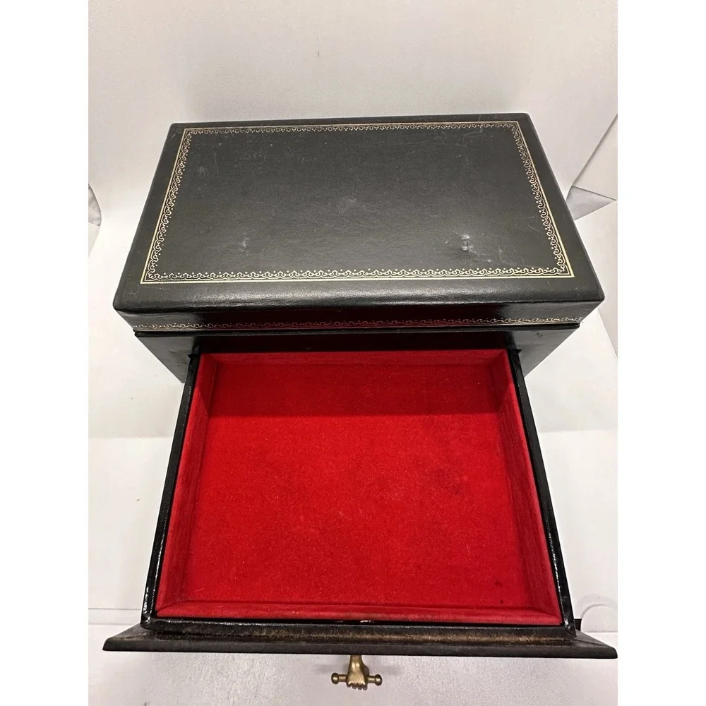 Vintage‎ Shields Black Dresser Box Figural Pull Red Velvet Drawer